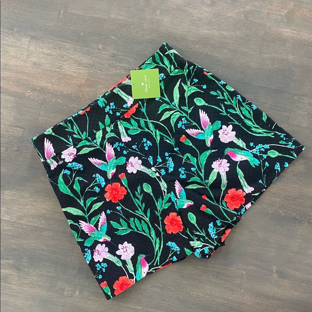 KATE SPADE SHORTS ♠️